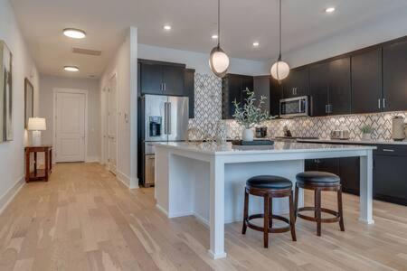 The Briar - Luxurious Condo Near Vanderbilt, Νάσβιλ Εξωτερικό φωτογραφία