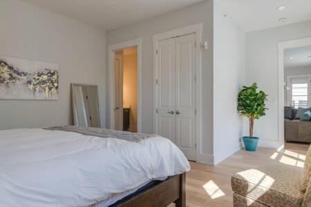 The Briar - Luxurious Condo Near Vanderbilt, Νάσβιλ Εξωτερικό φωτογραφία