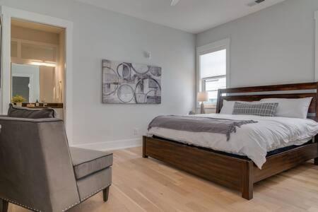 The Briar - Luxurious Condo Near Vanderbilt, Νάσβιλ Εξωτερικό φωτογραφία